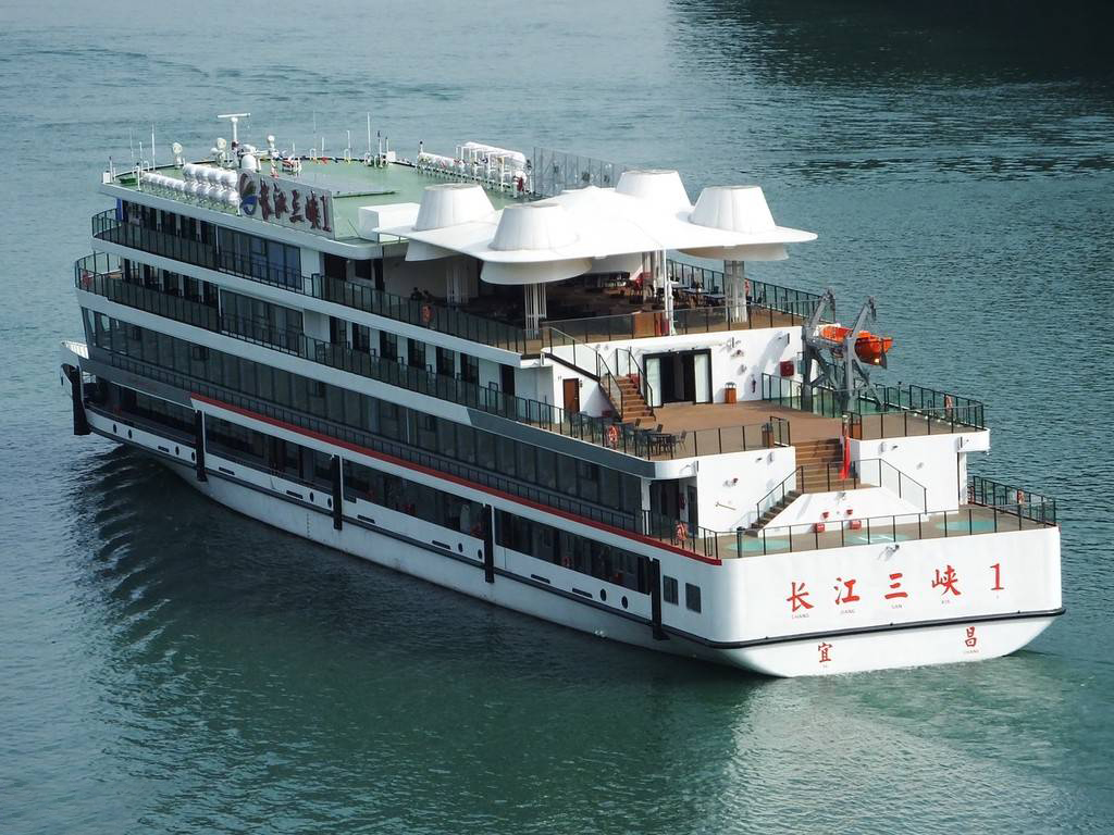長(cháng)江三峽1號電動(dòng)游輪